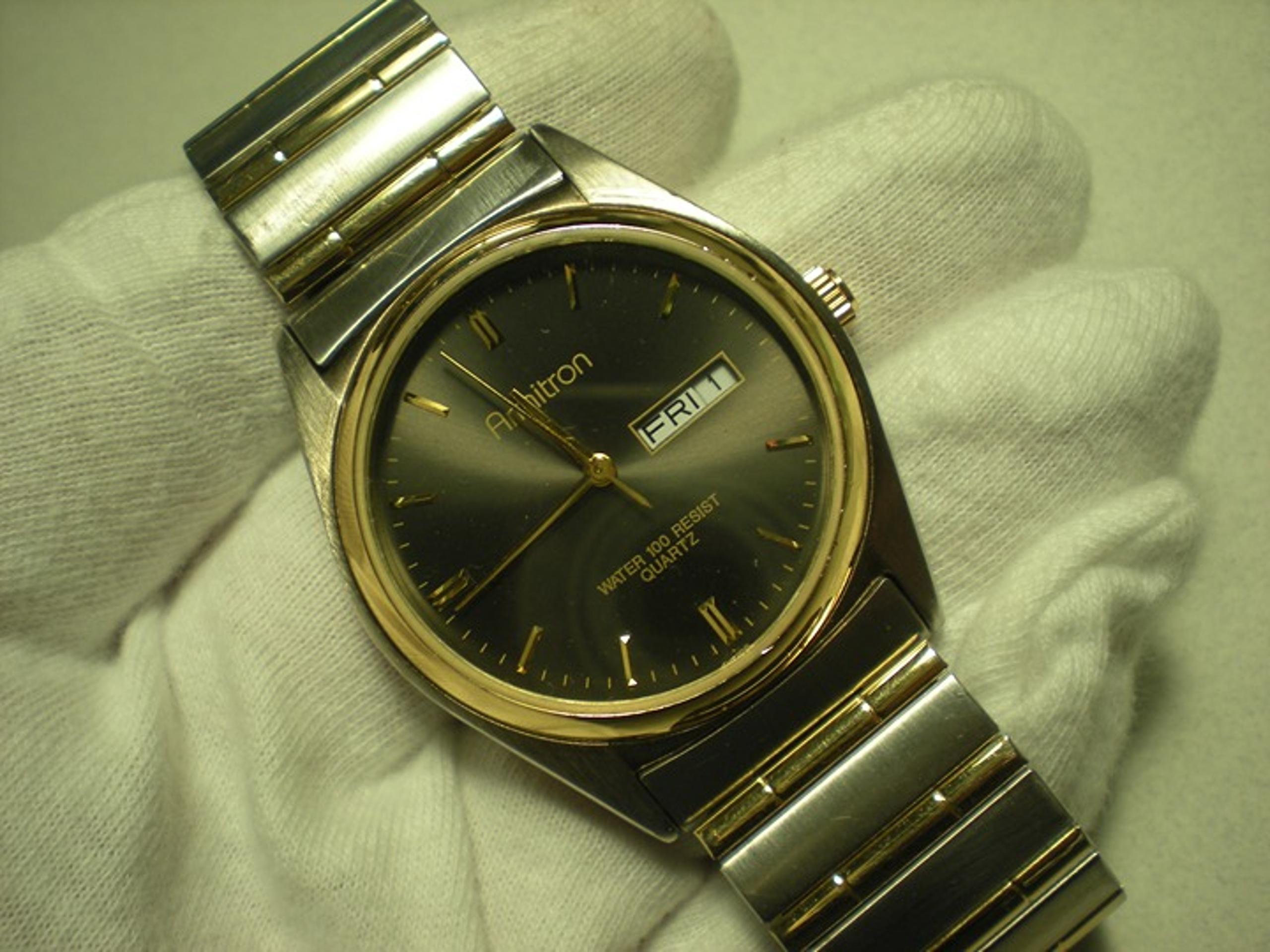 Mens ARMITRON Quartz Watch 20/1285 Day/Date 36mm Steel/Gold trim Expansion band