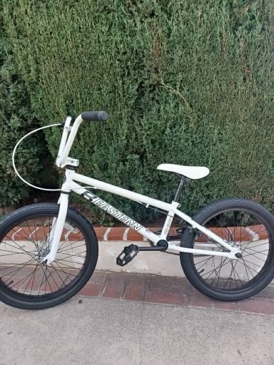 BEASTERN BMX BIKE