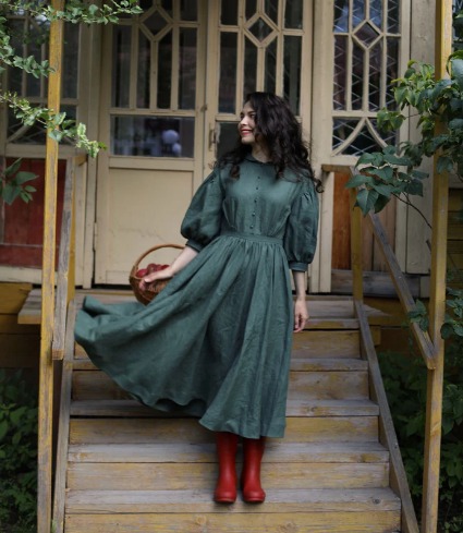 Little Women Atelier Meg Dress in Forest Green Size S