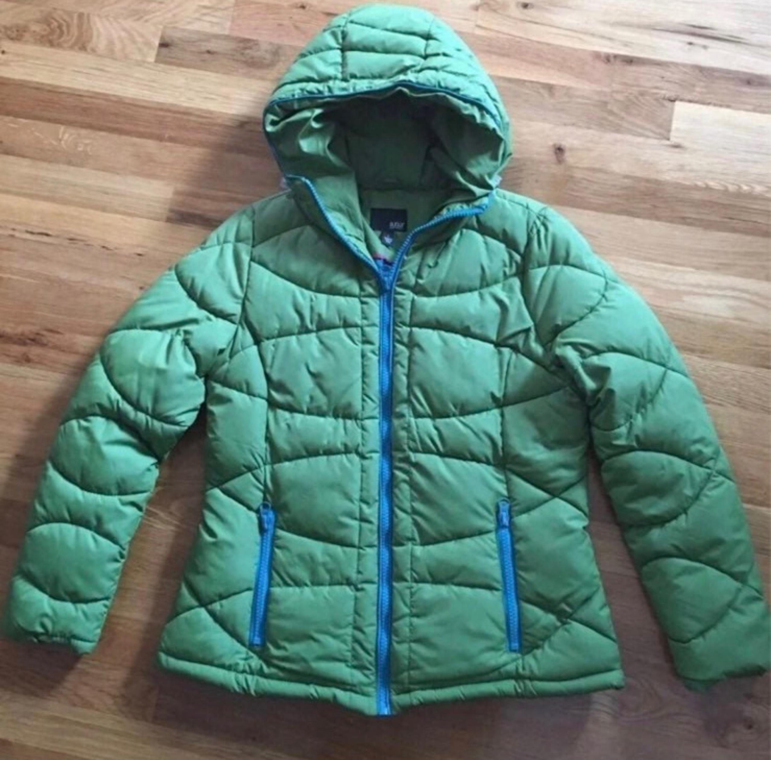 A.N.A. Ladies size M winter puffer Jacket attached hood
