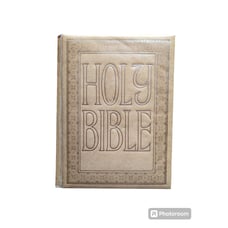Holy Bible by Royal Publishing Red Letter Edition Illustrated KJV 1968