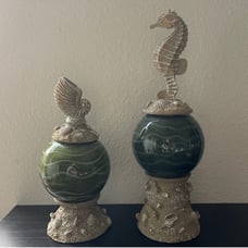 Decorative Figurines with a Seahorse and Shells