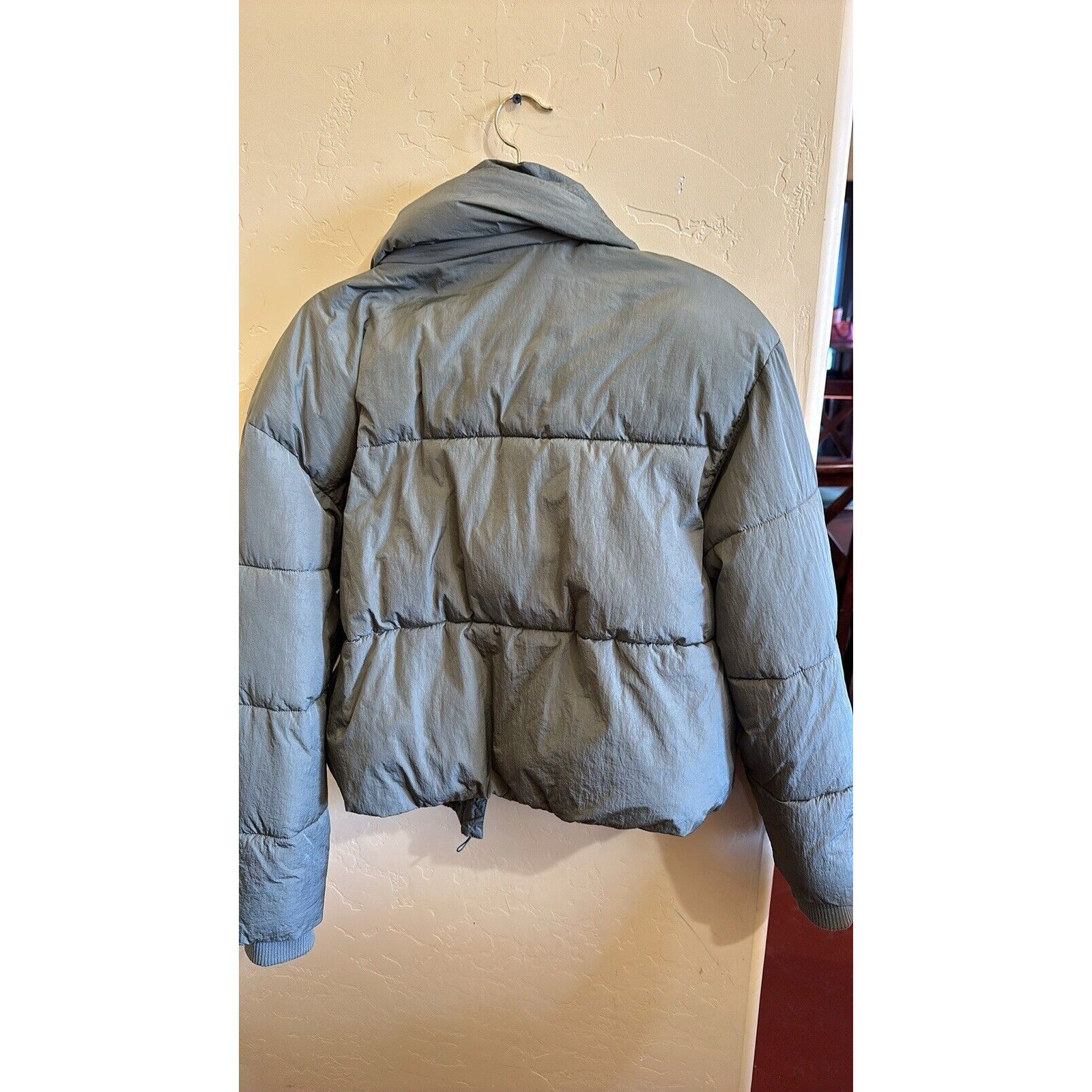 ZARA Olive Green Reversible Quilted Sherpa Hooded Jacket Size Large Puffer Warm