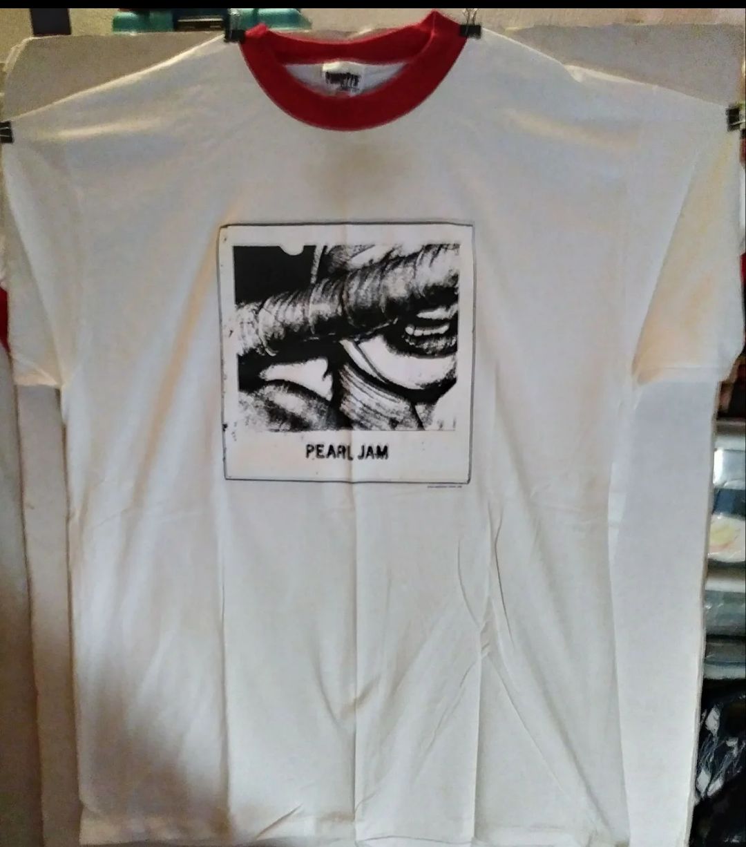 Pearl Jam 1996 Concert Shirt
