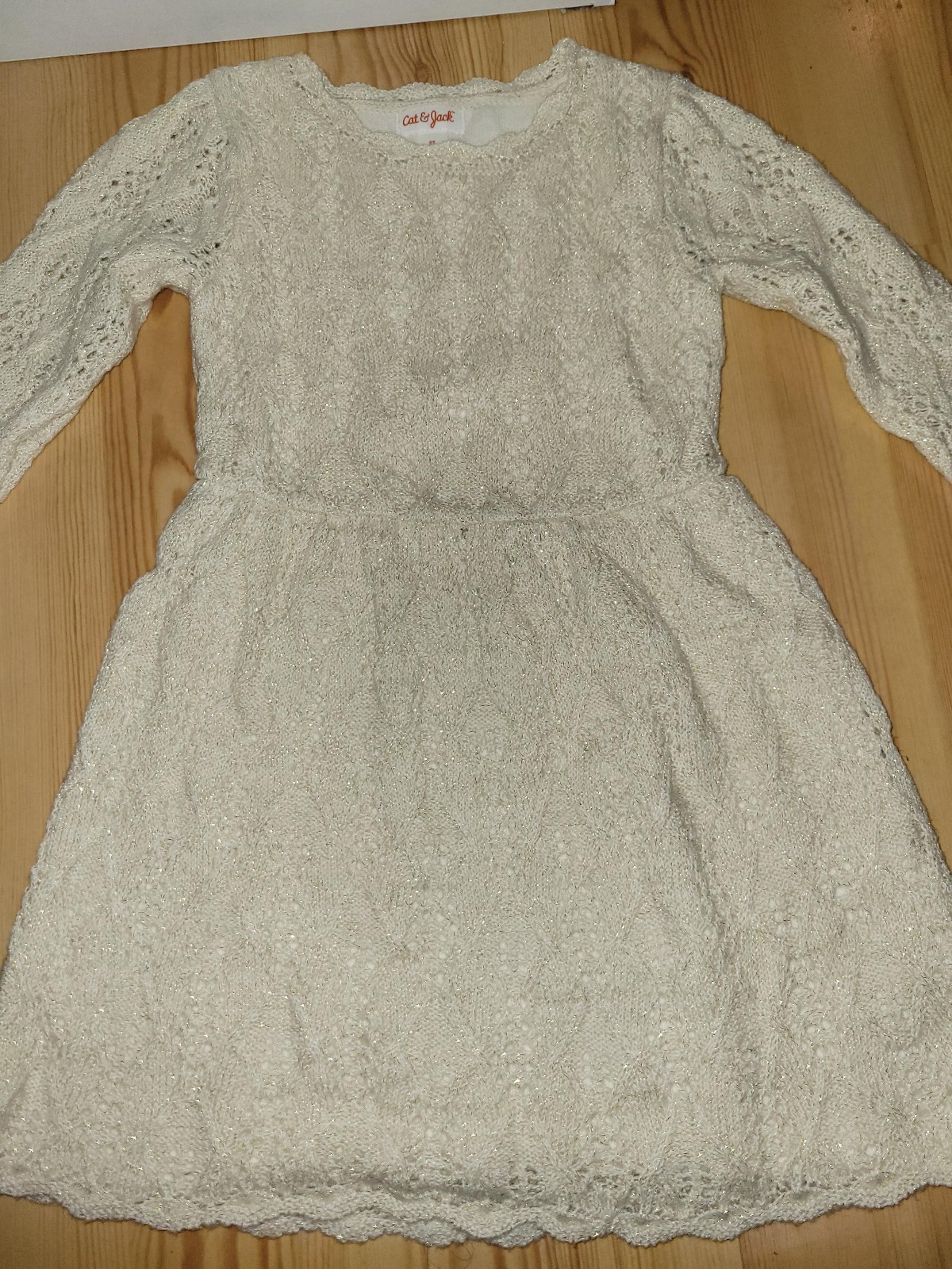 Girls 5T Cat & Jack sweater dress cream and gold