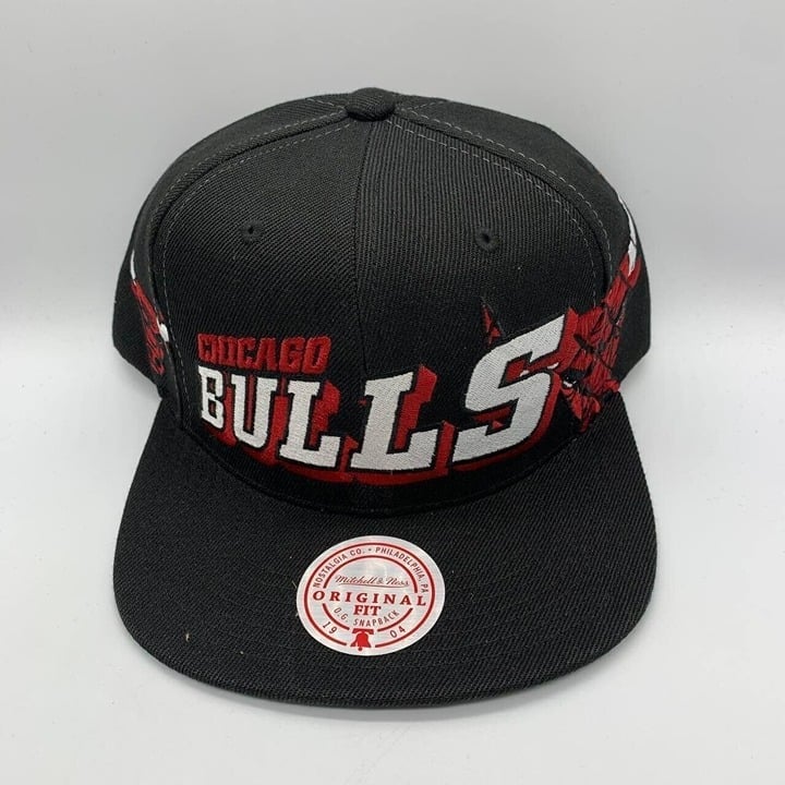 Chicago Bulls NBA The Grid Cage Mitchell & Ness Hat Snapback Cap Air Jordan