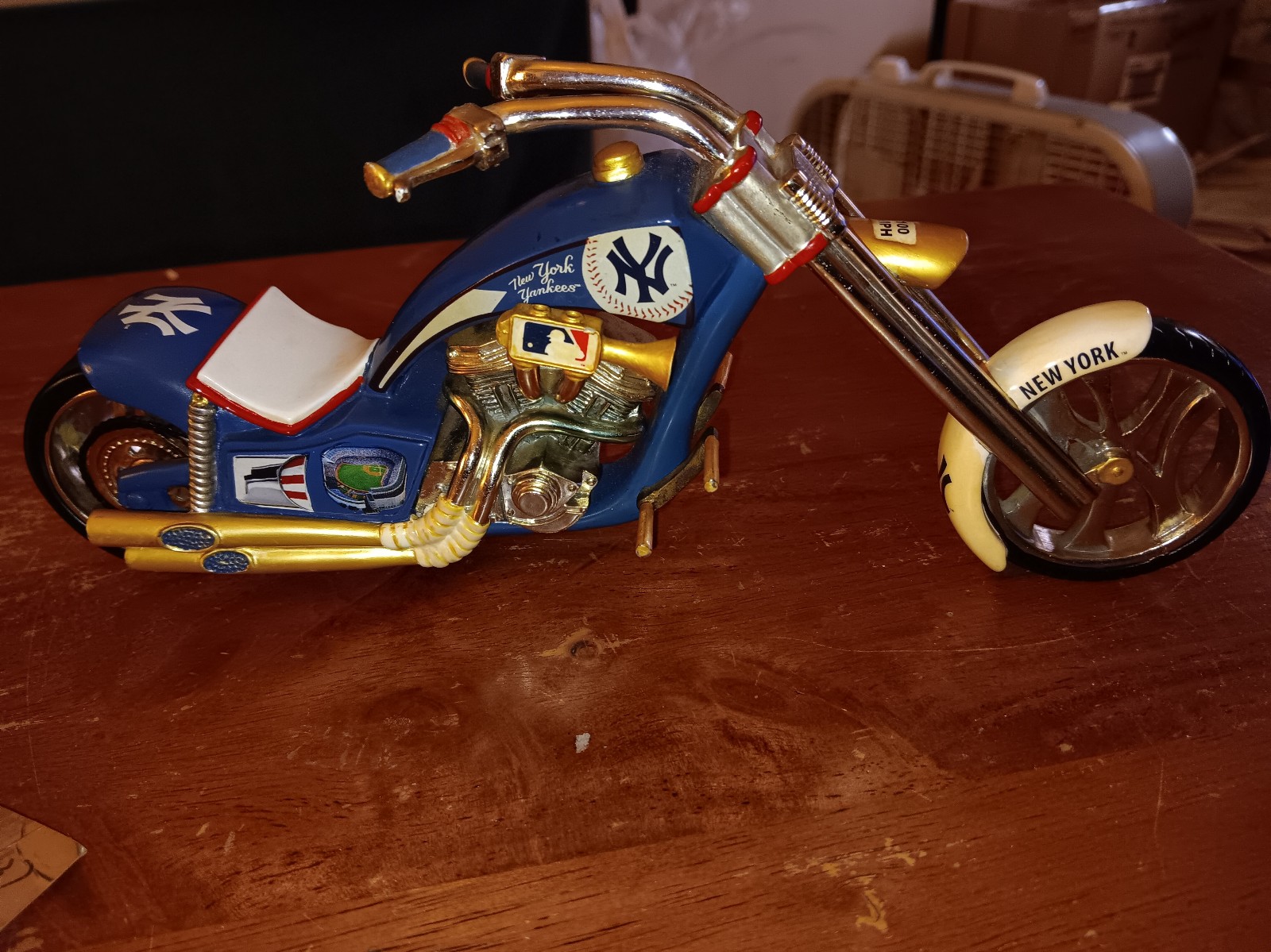 Bradford exchange New York Yankees chopper.