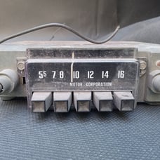 MGB Motorola British Motor Corporation AM Car Radio Sold as is, for Restoration