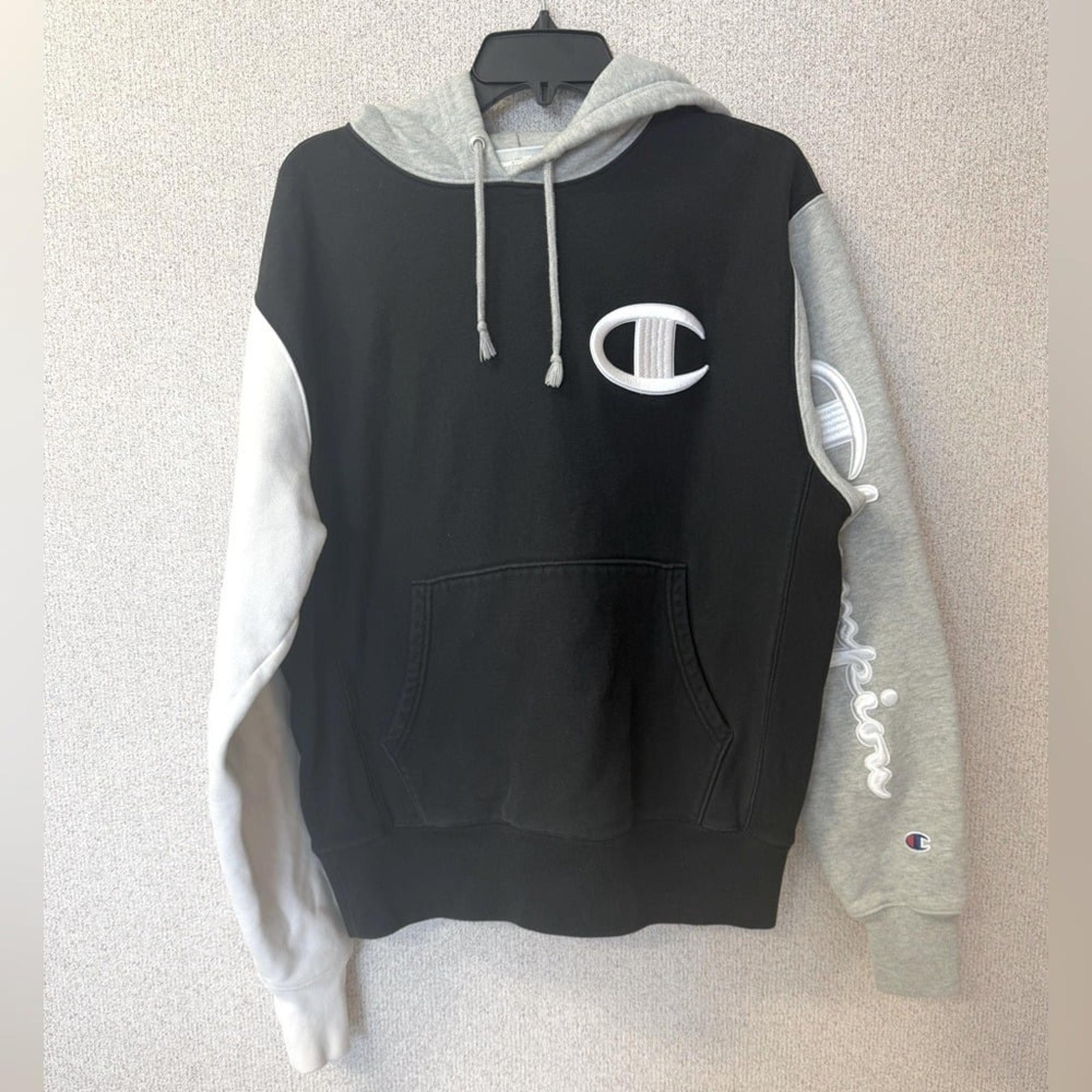Champion Men's Size Medium Reverse Weave Colorblock Hoodie Logo Pullover