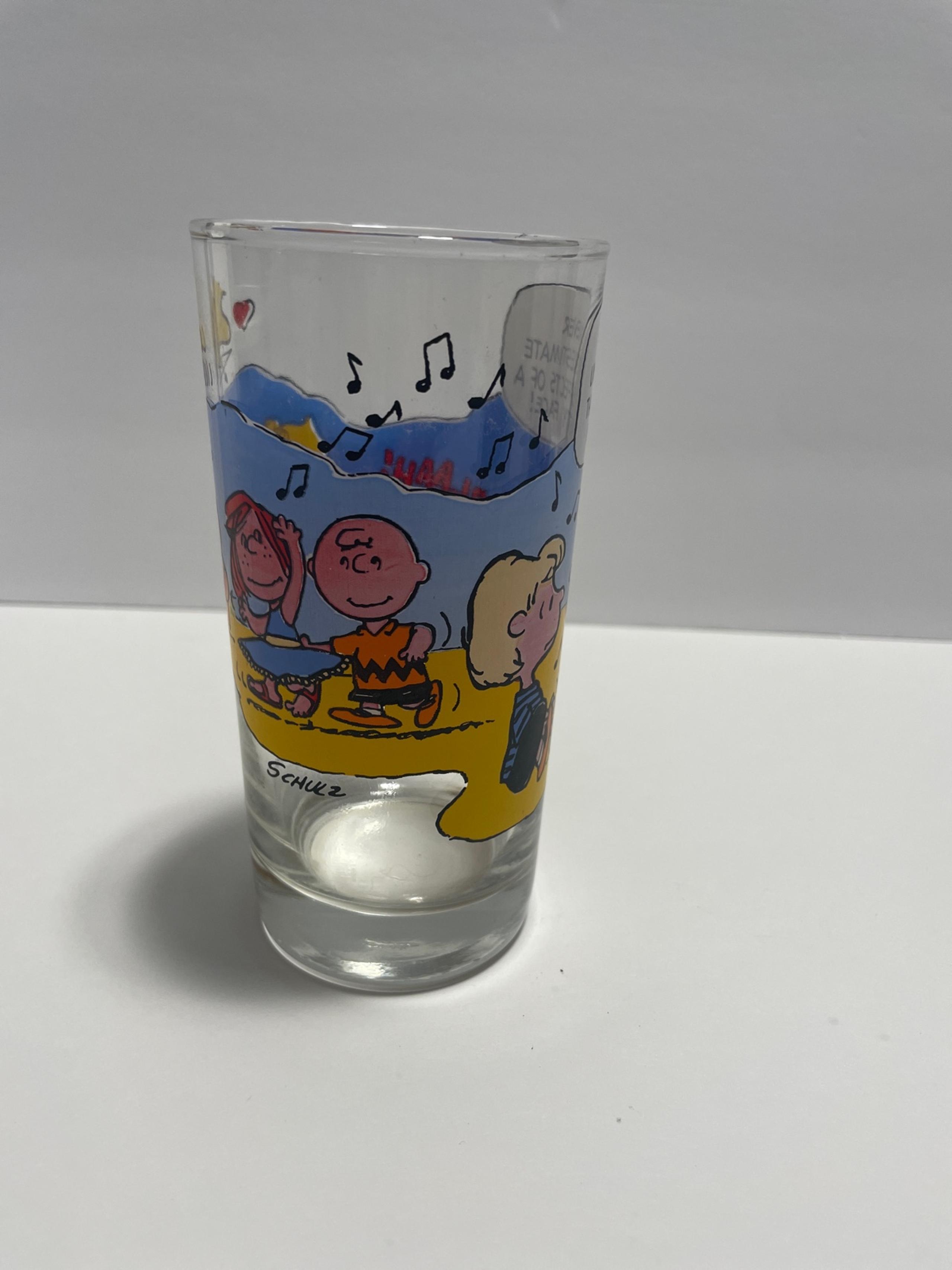 Vintage 1960S Peanuts Lucy Glass Never Underestimate Effects Of A Pretty Face