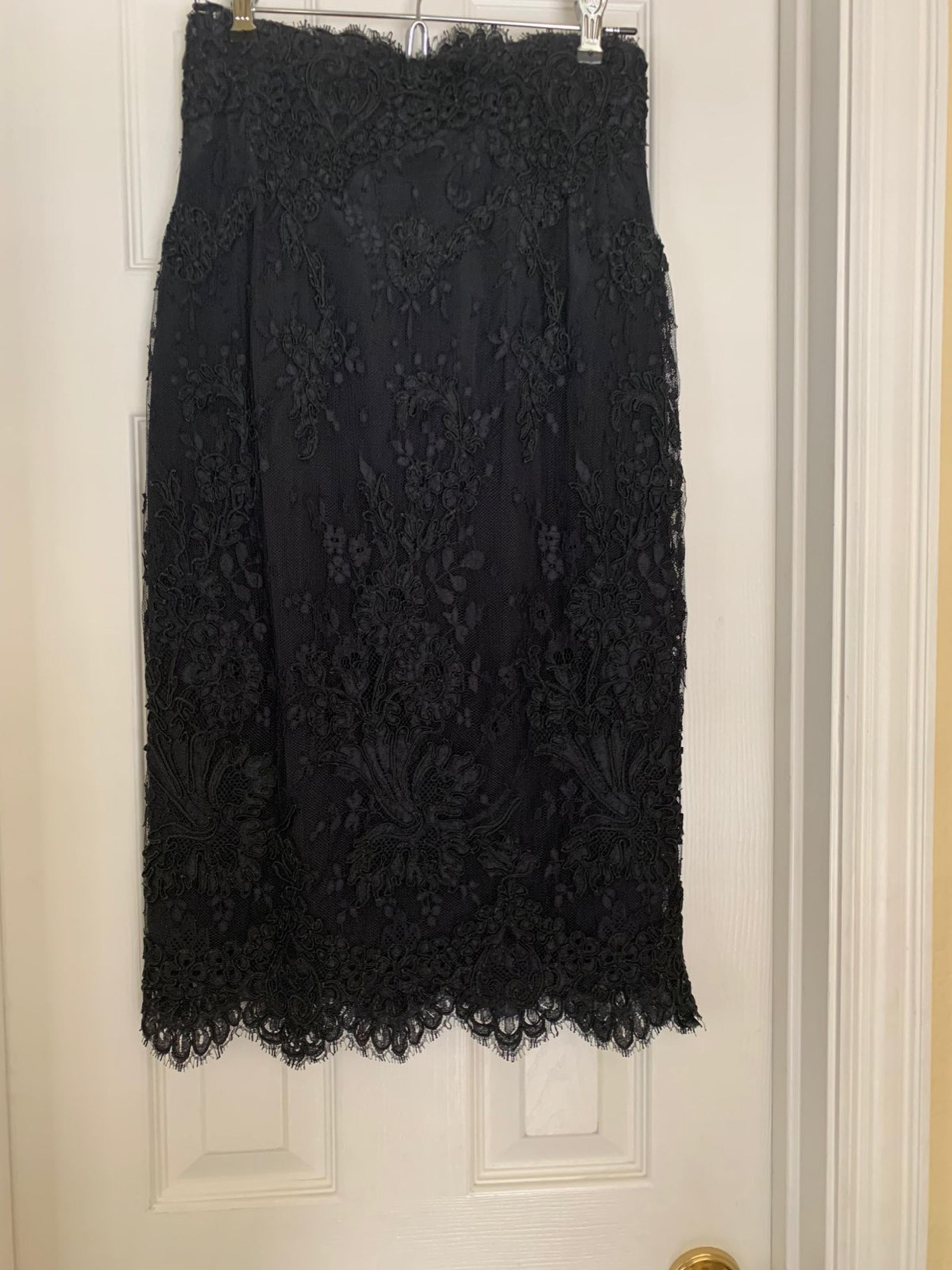 Victor costa Black lace skirt 6