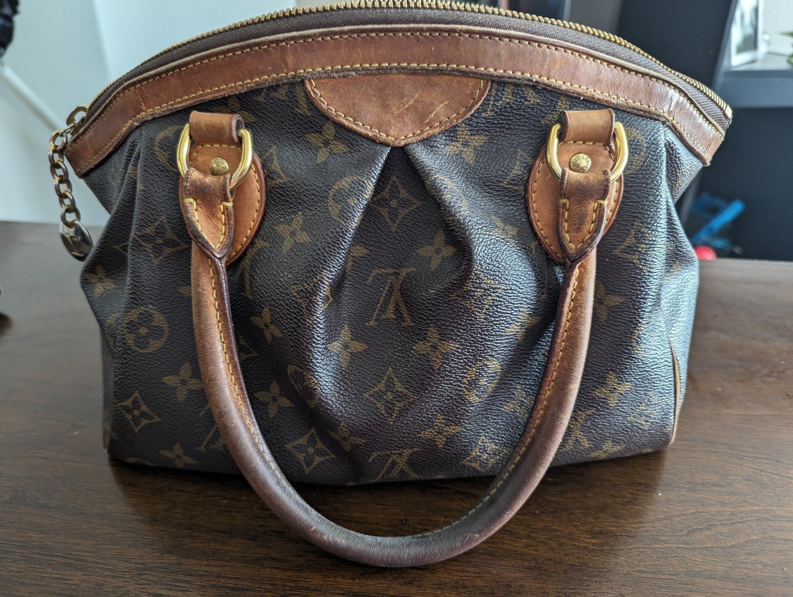 Louis Vuitton Tivoli PM