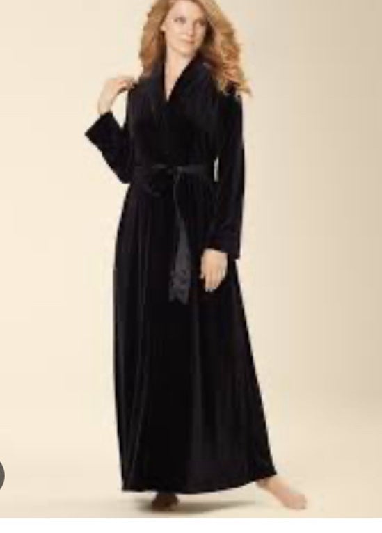 SOMA BLACK VELVET LONG ROBÉ SIZE XL