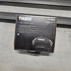 Thule Raised Rail Edge Foot Pack 720401 and Thule Wingbar Edge Roof Bar 104 Blac