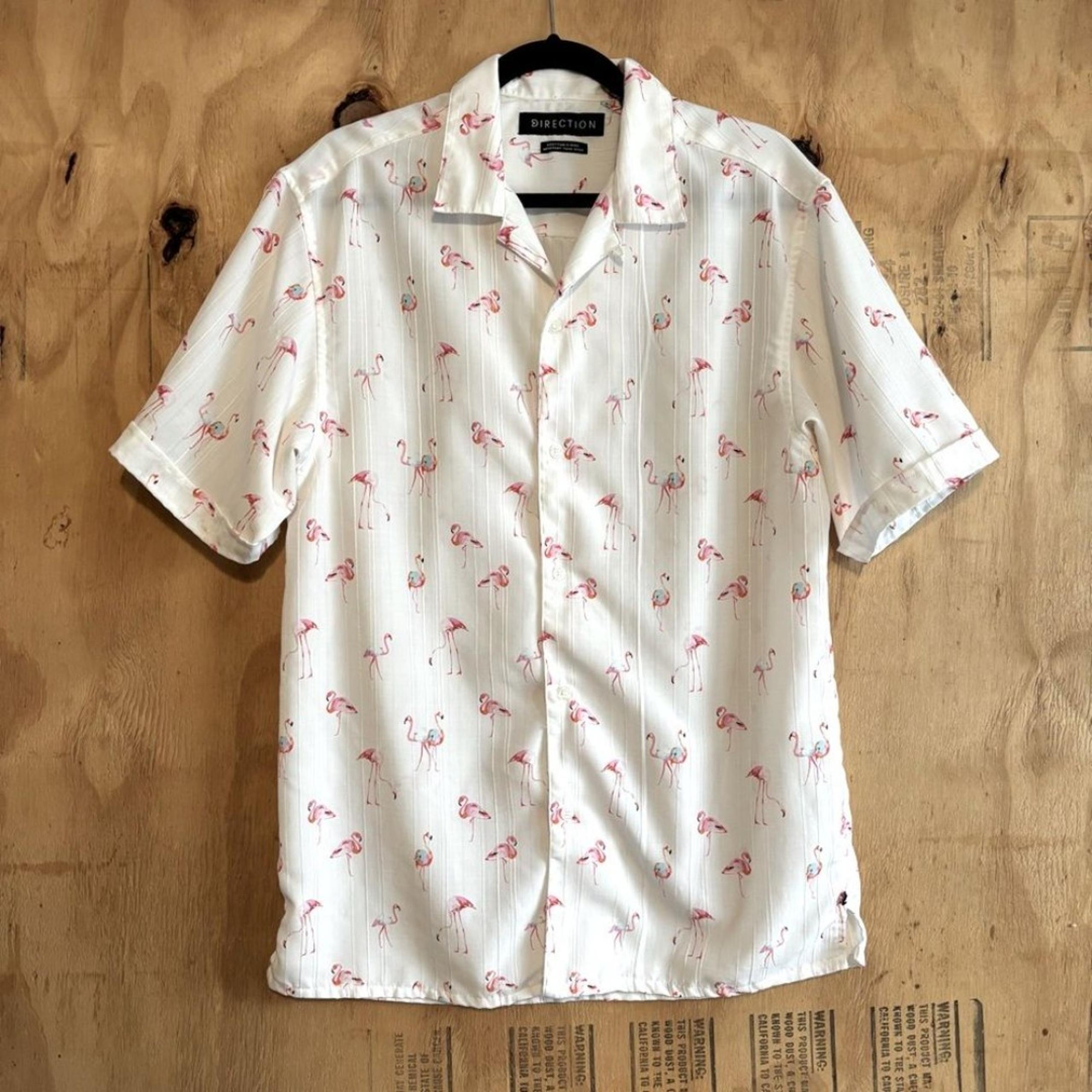 Direction Flamingo Print White Button Up Short Sleeve Shirt Sz XL