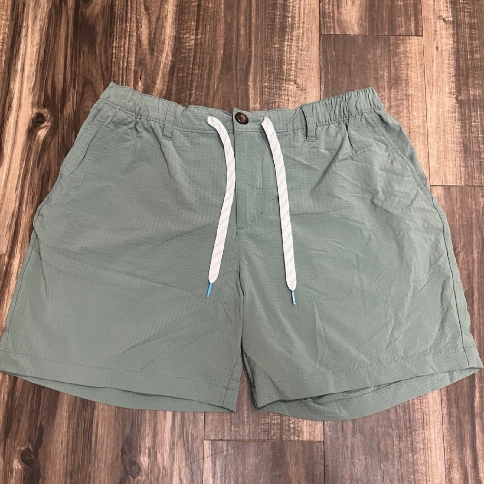 New Chubbies Everywear green seersucker xl shorts