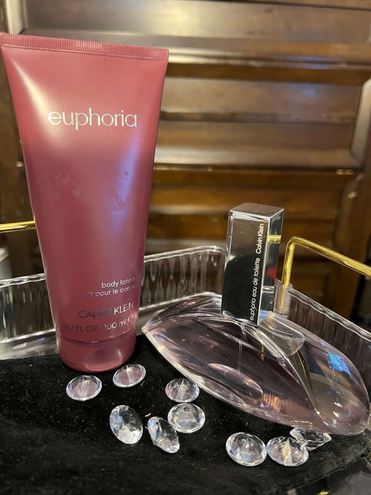 EUPHORIA BY CALVIN KLEIN EDP AND BODY LOTION SET AS PICTURED