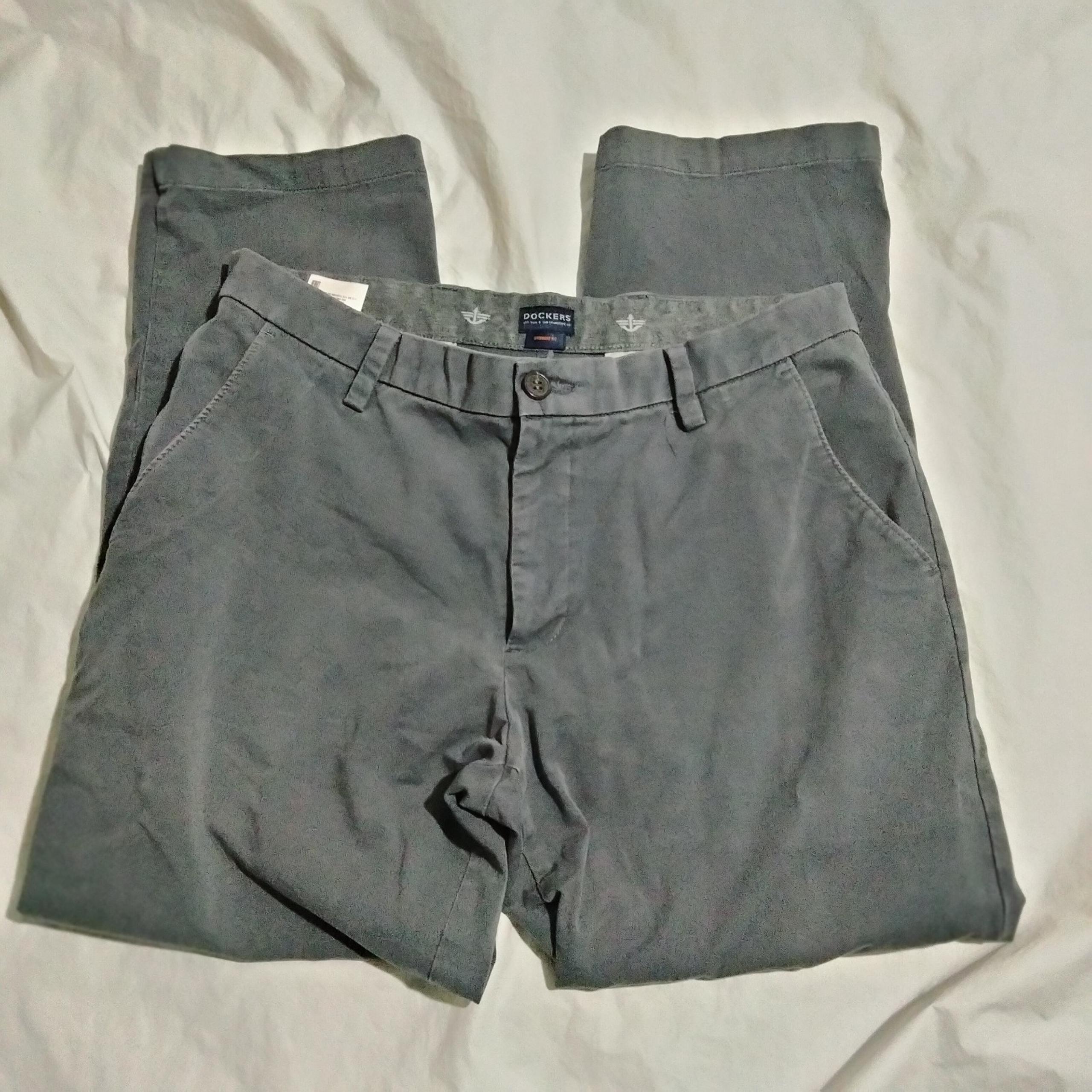Dockers Straight Fit Flat Front Gray Chino Khaki Pants Mens 34x29(34x28)