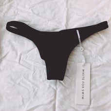 white fox Boutique black swim bottoms