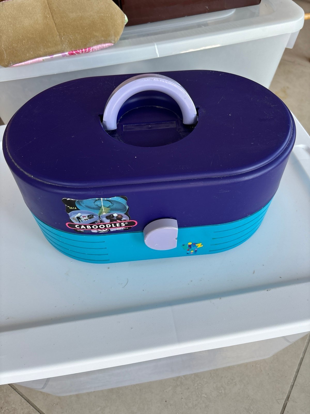 Vintage 80s / 90s Caboodles Makeup Case
