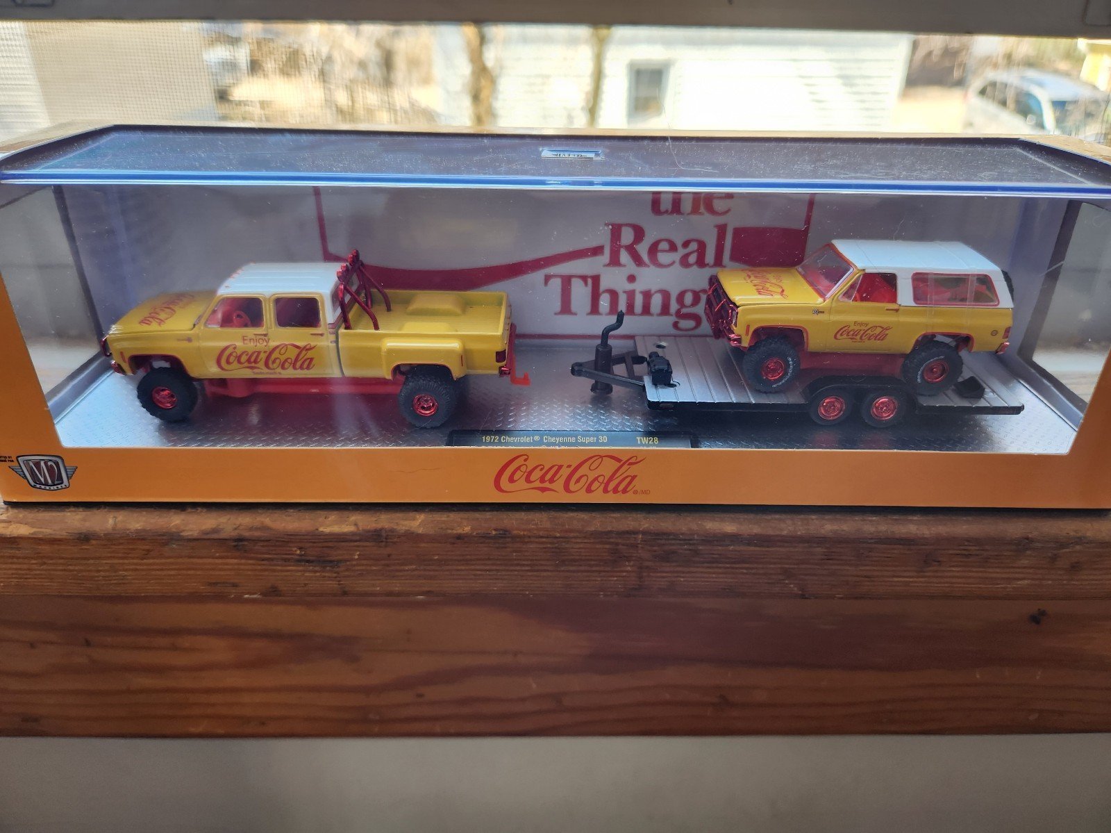 M2 Chevrolet Hauler Chase