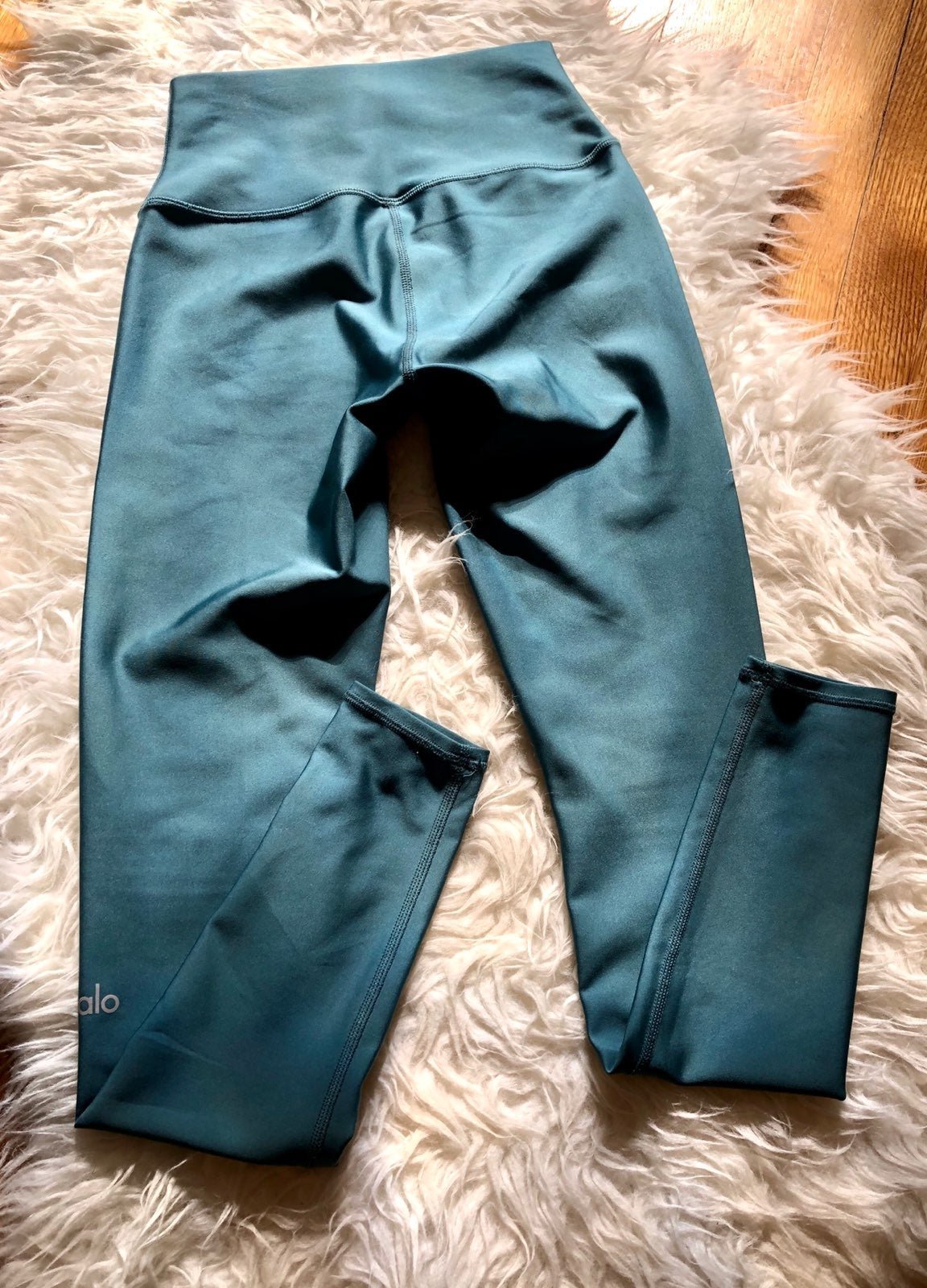 2 pair ALO Airlift Leggings rose and tea