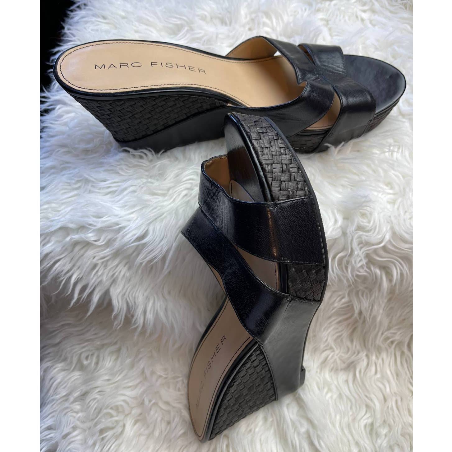 New Marc Fisher Bivie platform Wedge