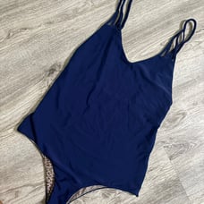 Acacia One Piece