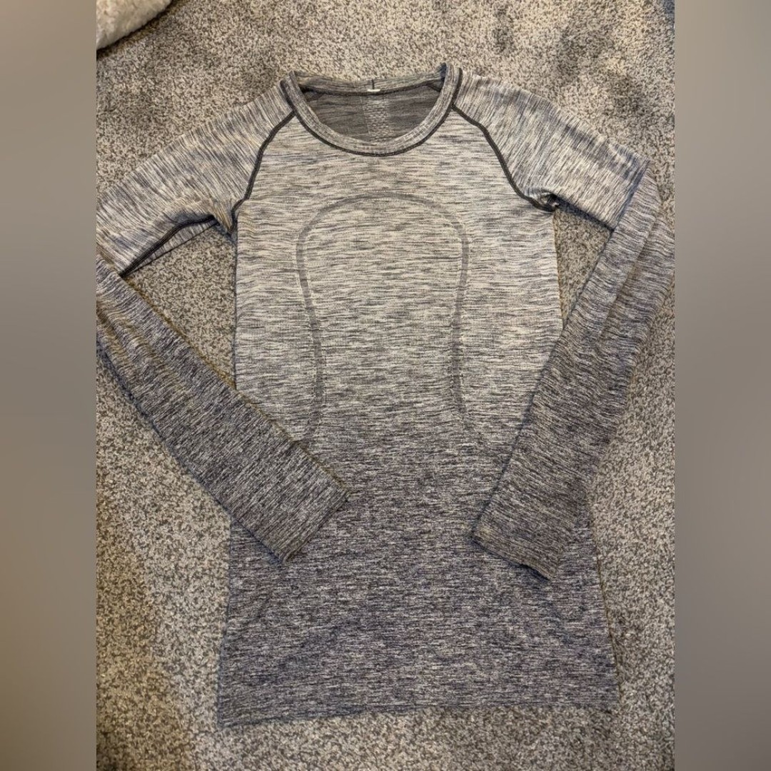 Lululemon Swiftly Tech Long Sleeve