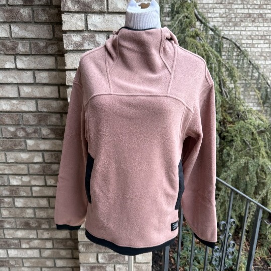 NWT MOUNTAIN HARDWEAR FLEECE PULLOVER HOODIE XS Women's Top NEW