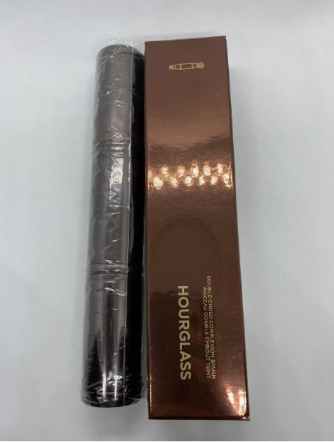 Hourglass Double-Ended Complexion Brush