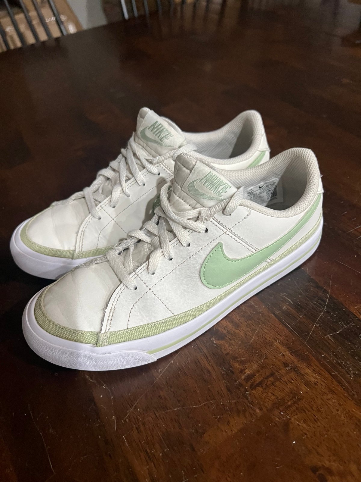 Girls Nike Shoes size 4.5