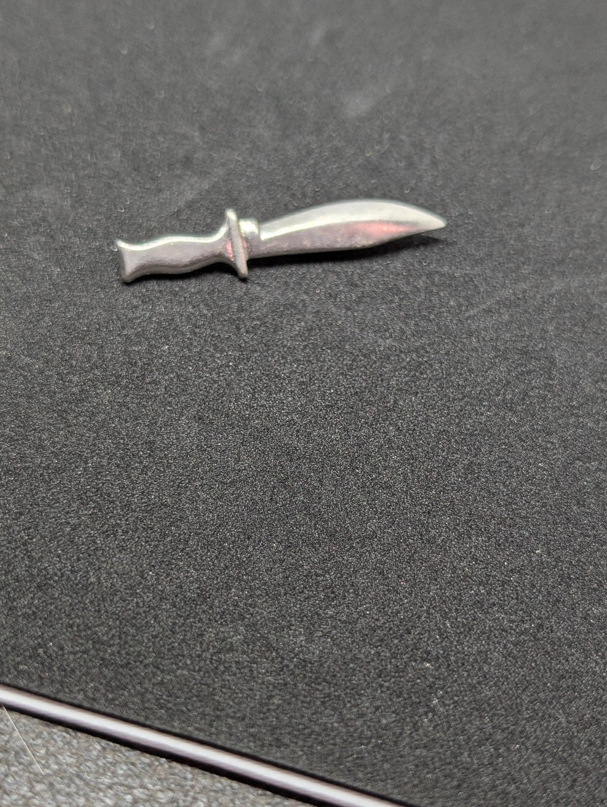 Vintage Hinting Knife Pin