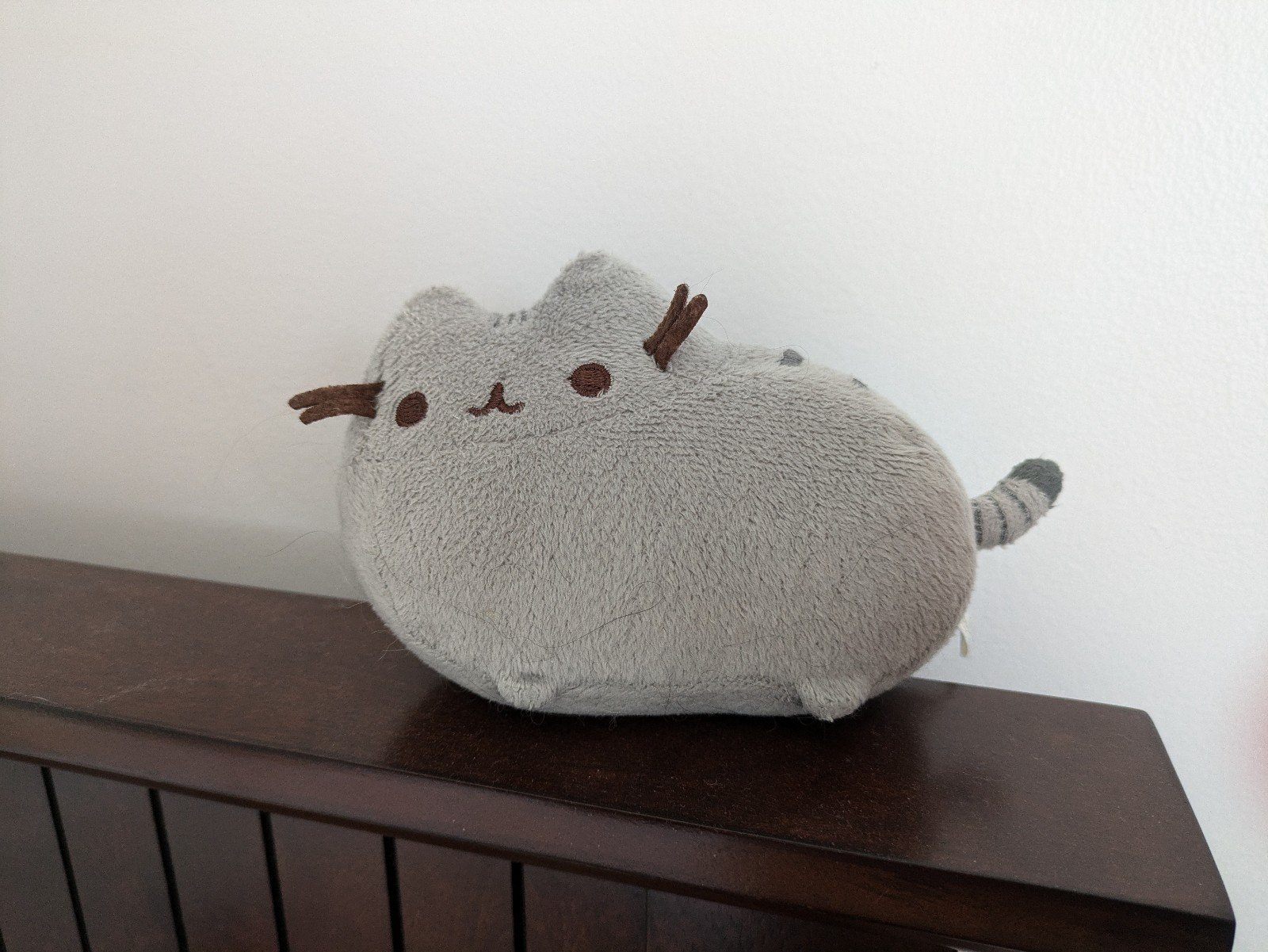 Rare PreGund Mini Pusheen Plushie [Batch 01 of 01]