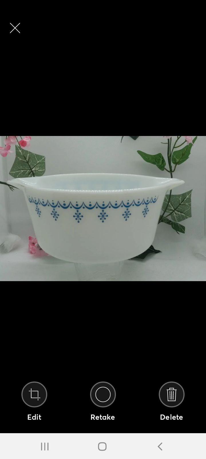 Pyrex Snowflake Garland Blue & White.