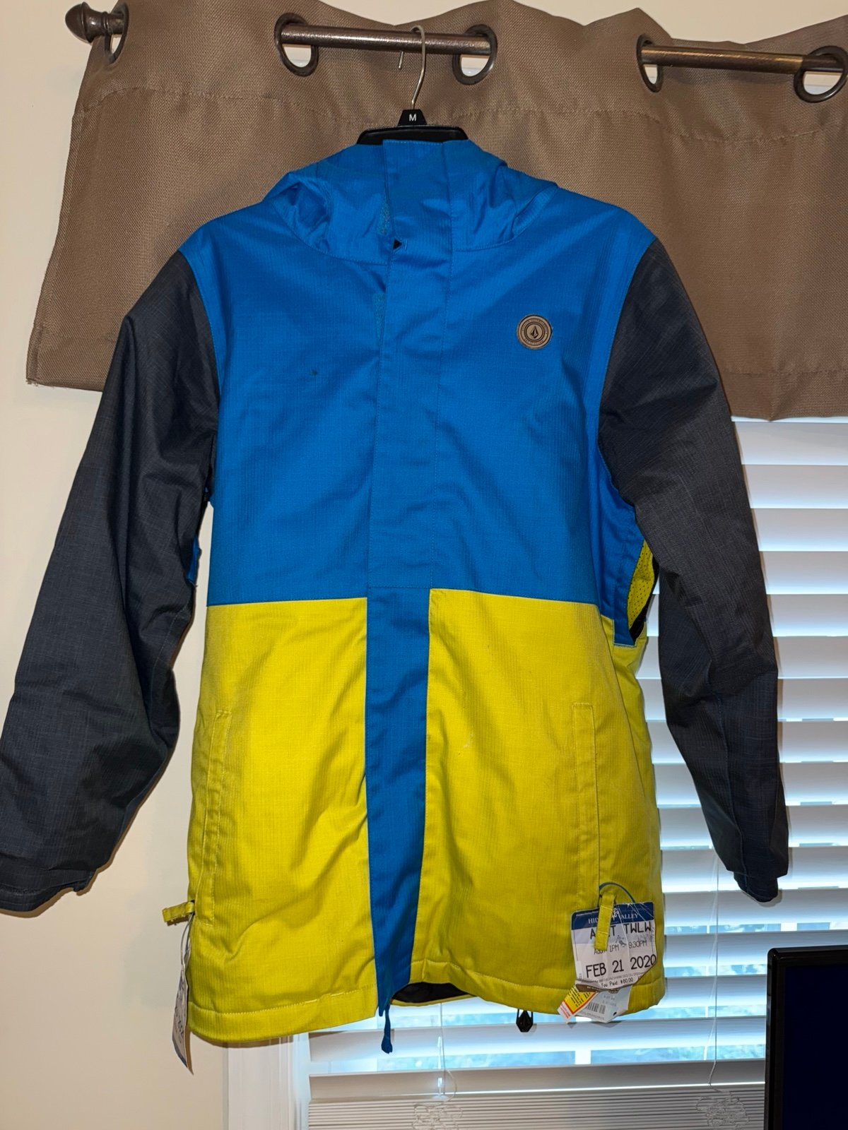 Youth XL Tall Volcom Ski /Snowboarding Coat