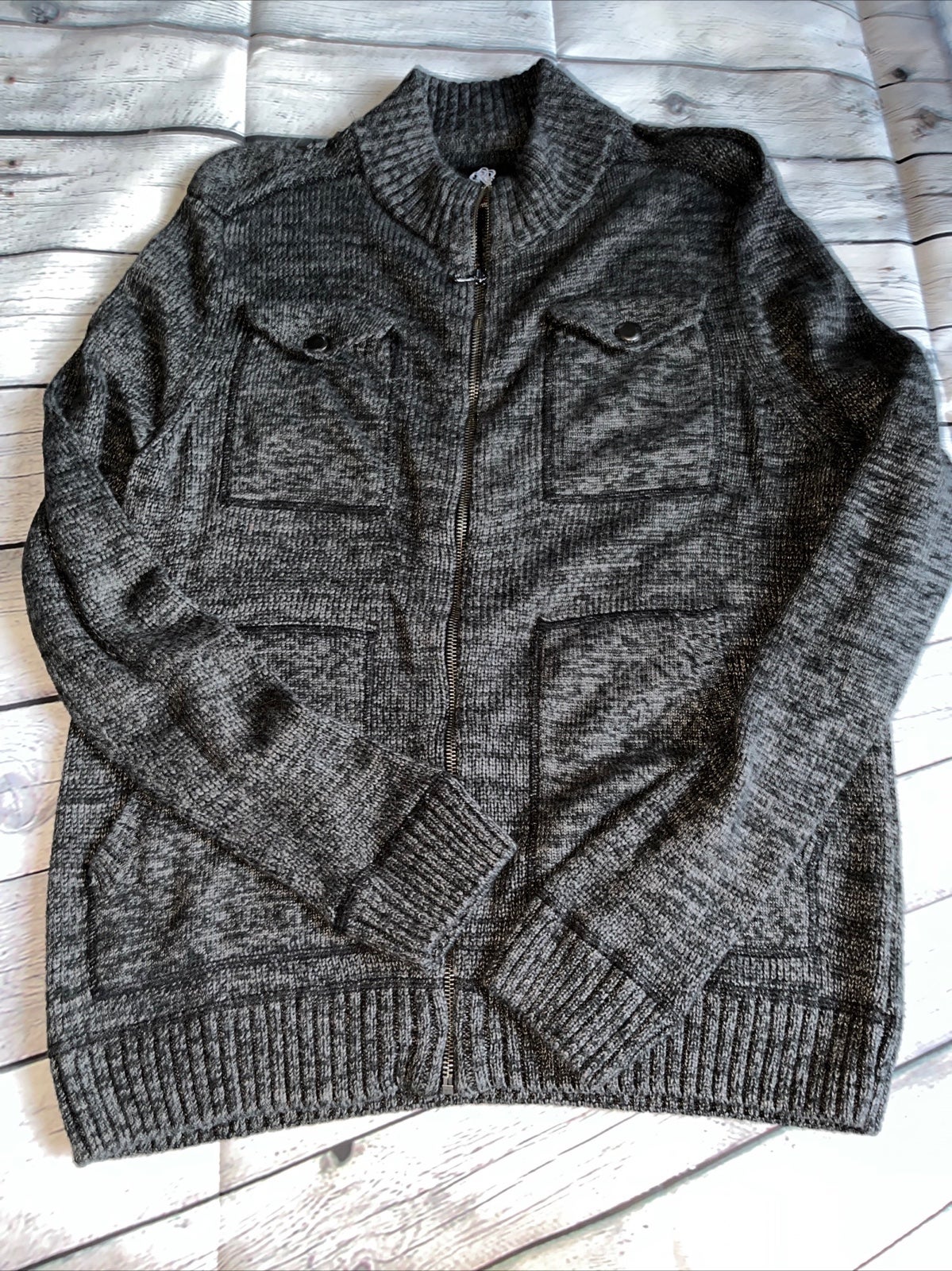 Men’s Rock and Rebublic Sweater Large Black/Gray