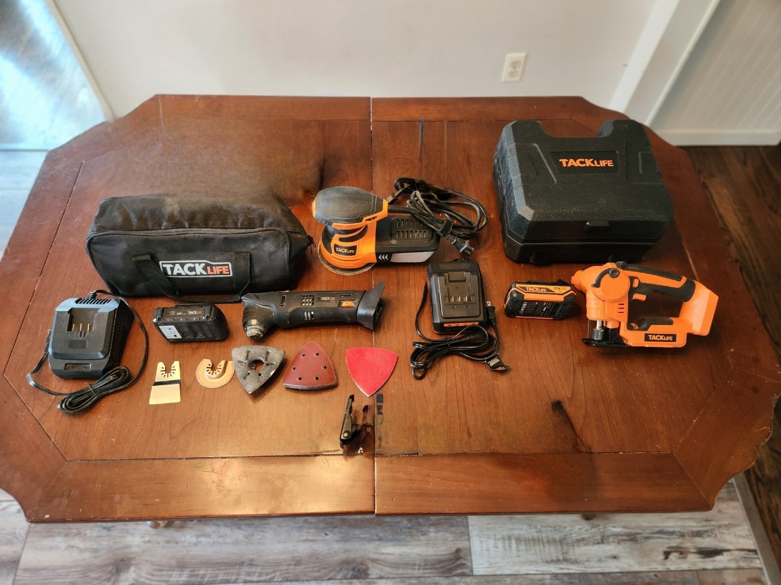 TACKLIFE CORDLESS 20v POWER TOOL COMBO BUNDLE--3 TOOLS!! Saws/Sander