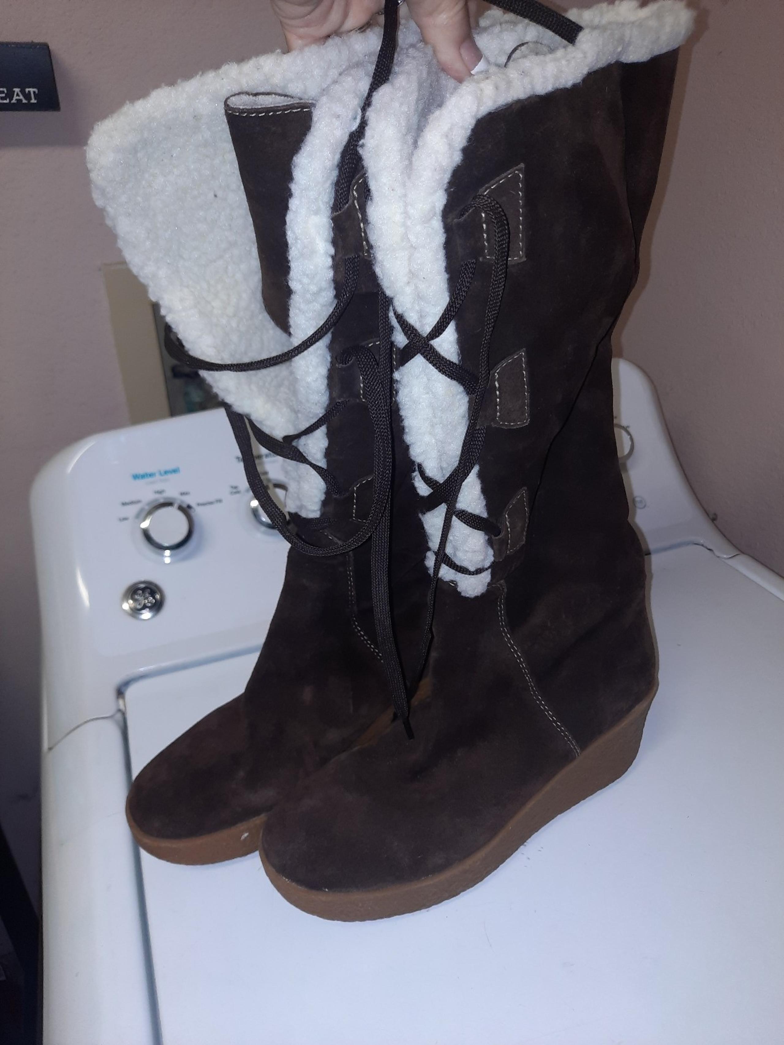 Womens MK Michael Kors Suede laceup fur boots sz7.5