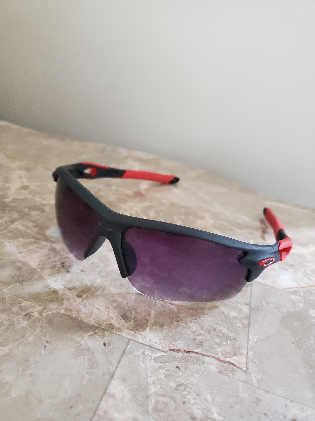 Oakley Radar Lock Sunglasses Black/Red