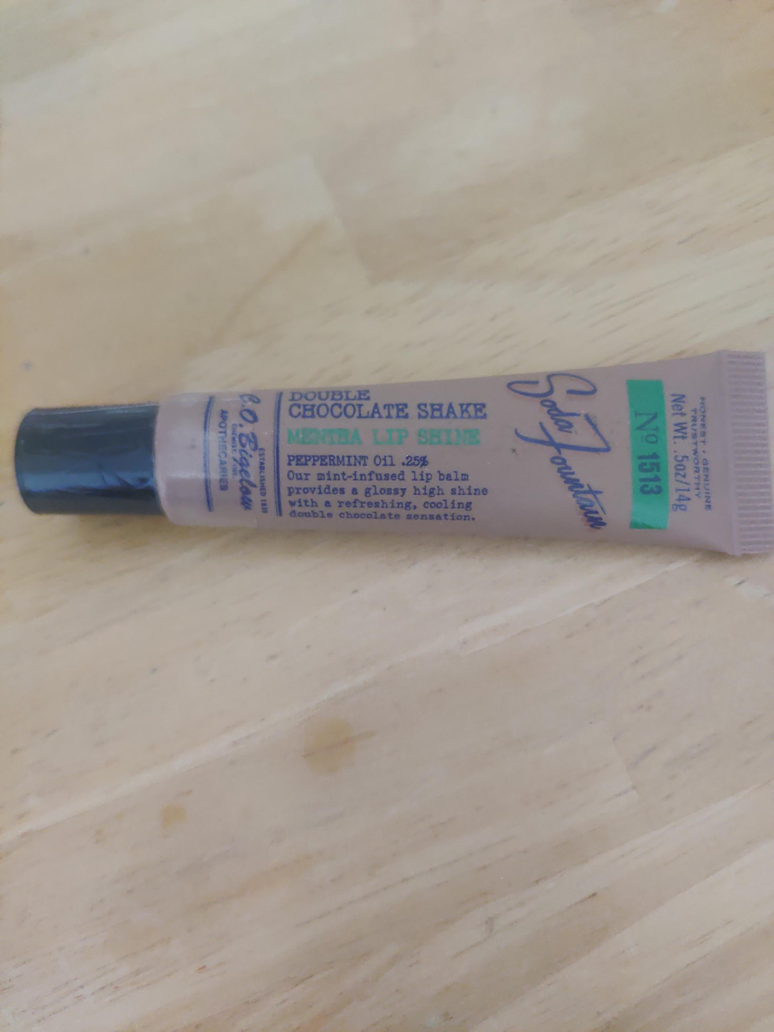 Co Bigelow Soda Fountain Double Chocolate Shake mentha lip shine