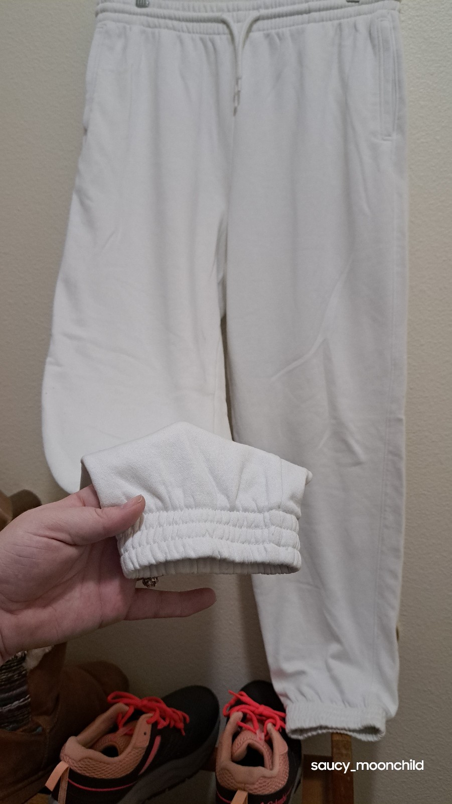Divided by H&M • White Jogger Sweatpants Womens Pockets Lounge Casual Medium