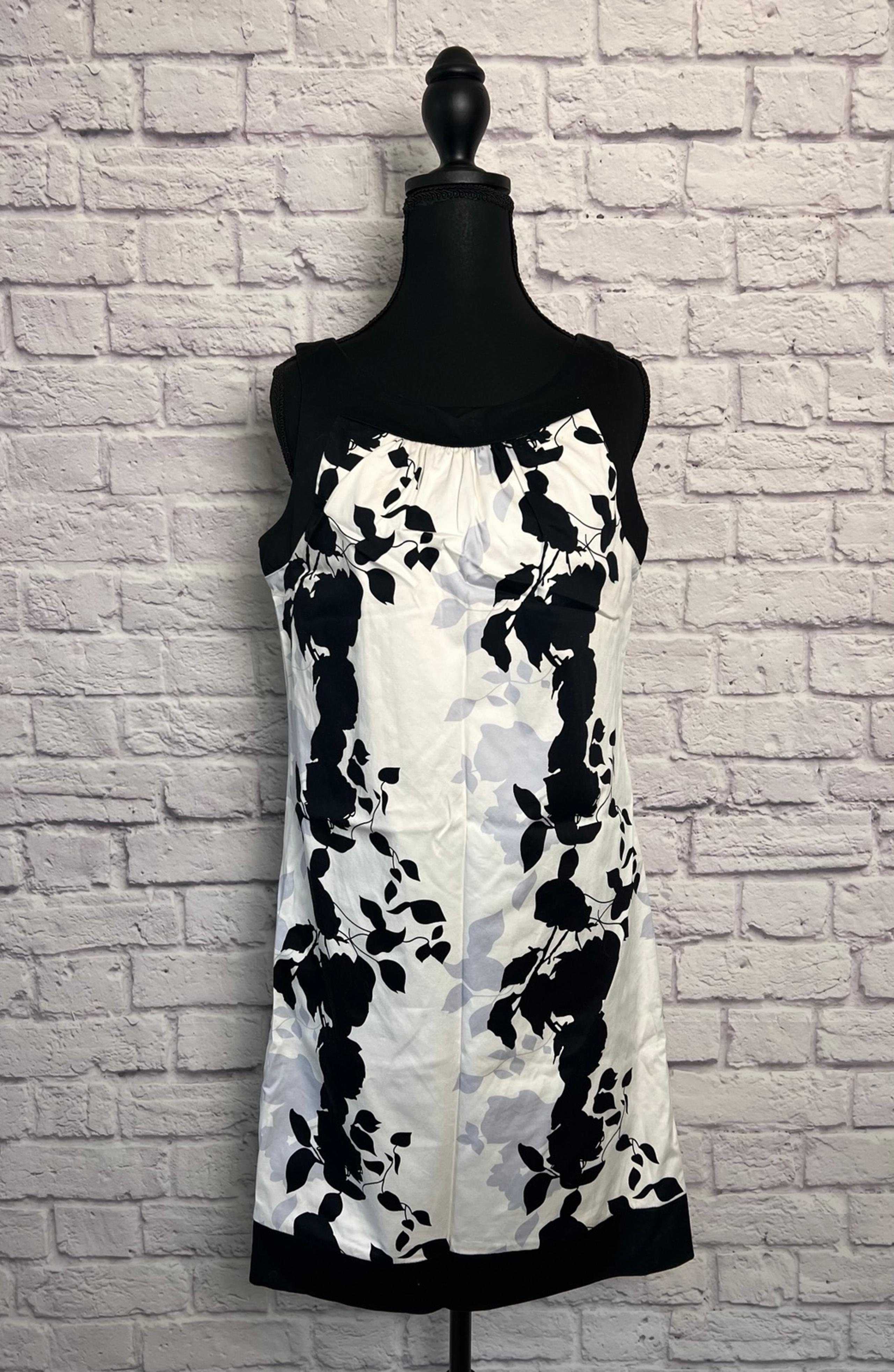BCBG Sleeveless Sheath Dress with Floral Print size 6
