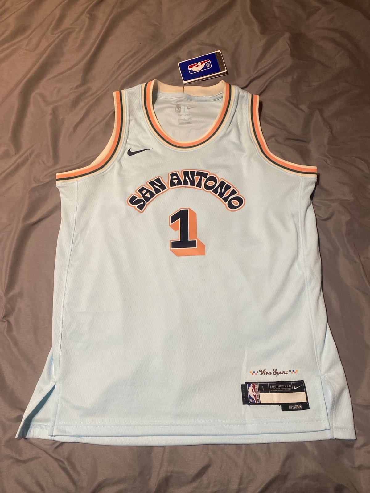 Victor wembanyama jersey
