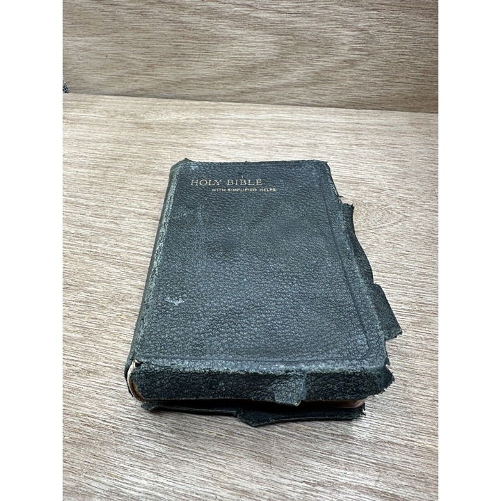 VTG 1940s Holy Bible Cambridge Sapphire Type 16mo. Maps Old New Testaments