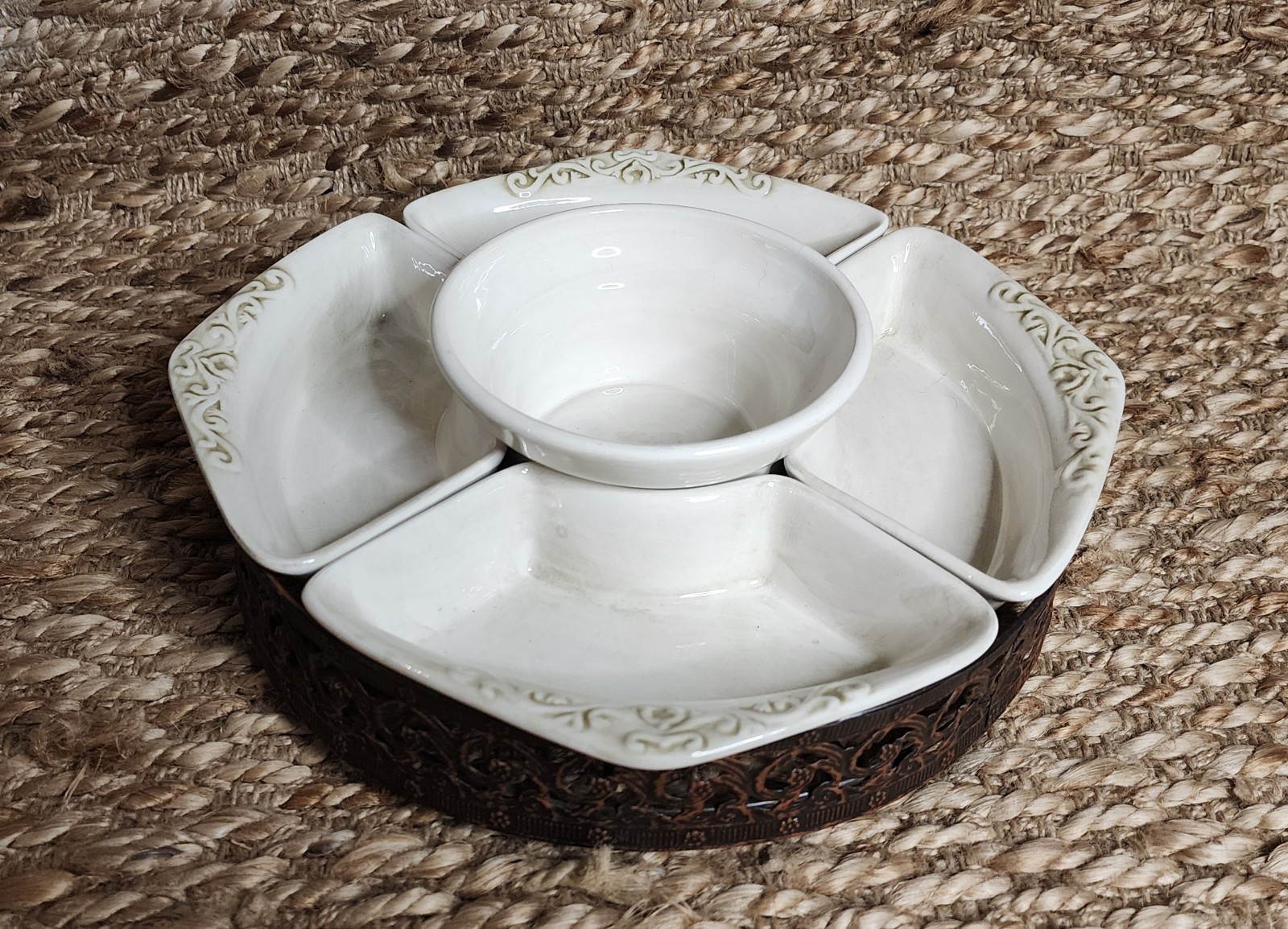 Chip And Dip/ Veggie Porcelain Serving Bowls With Metal Caddy White