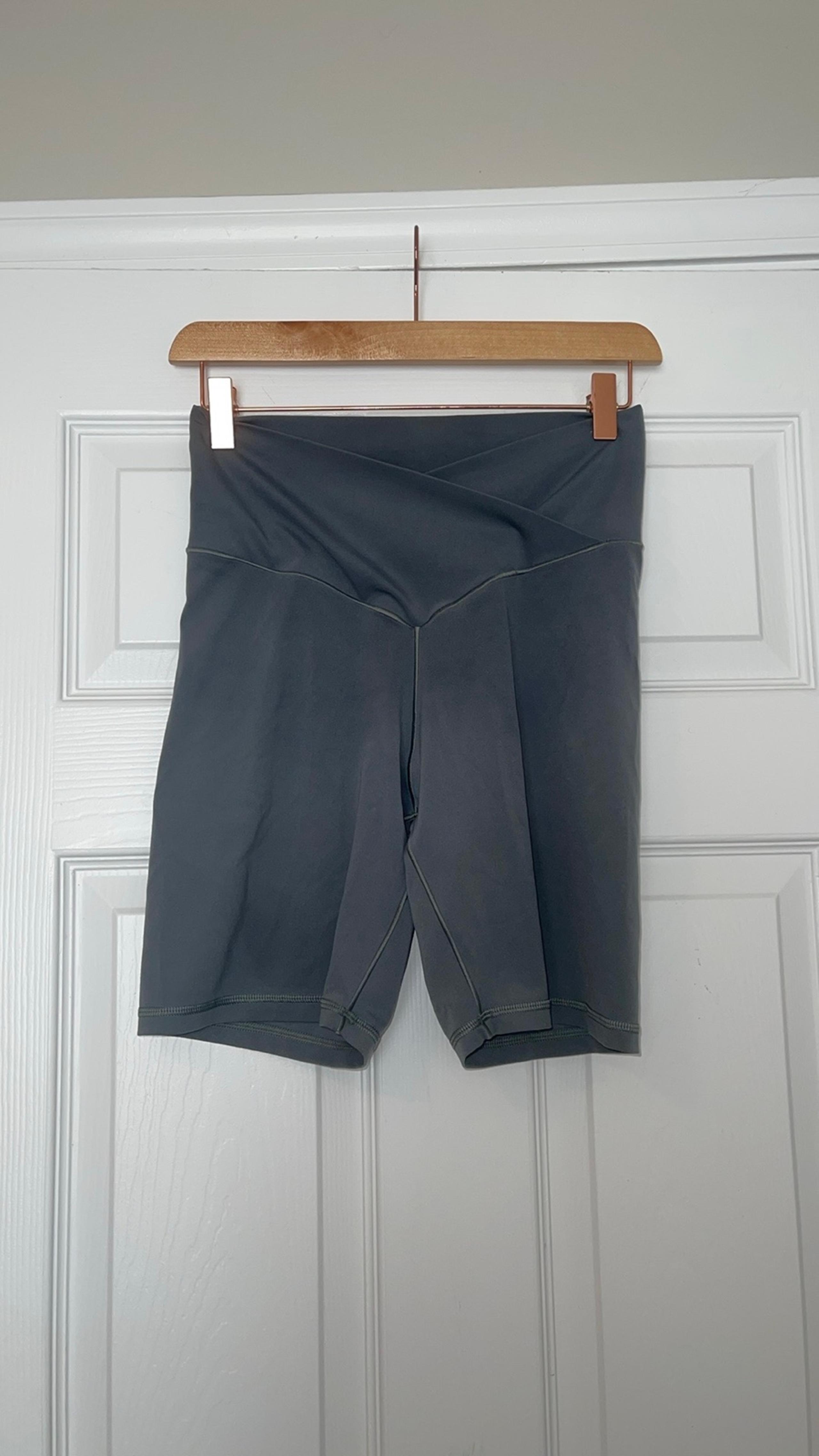 Aerie crossover green bike short