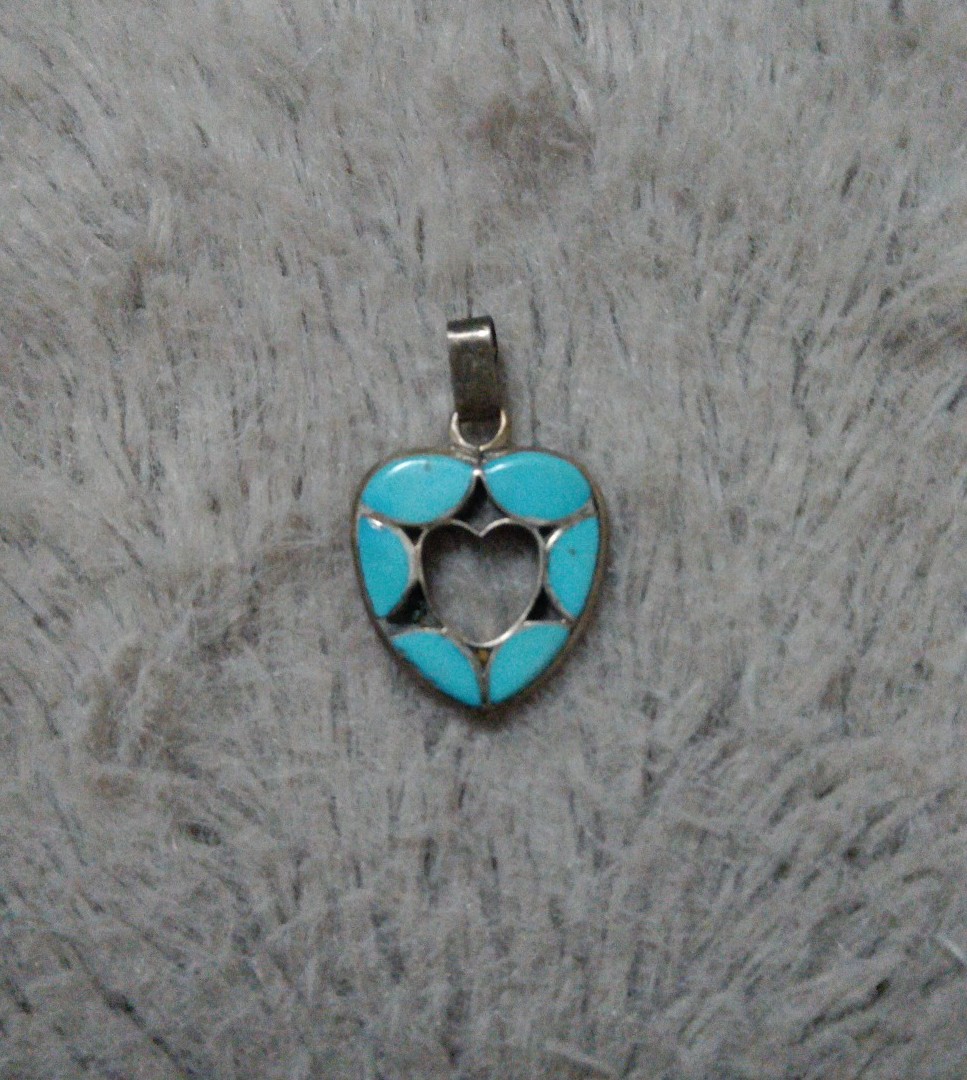 Linette Laiwakete Zuni Turquoise Sterling heart