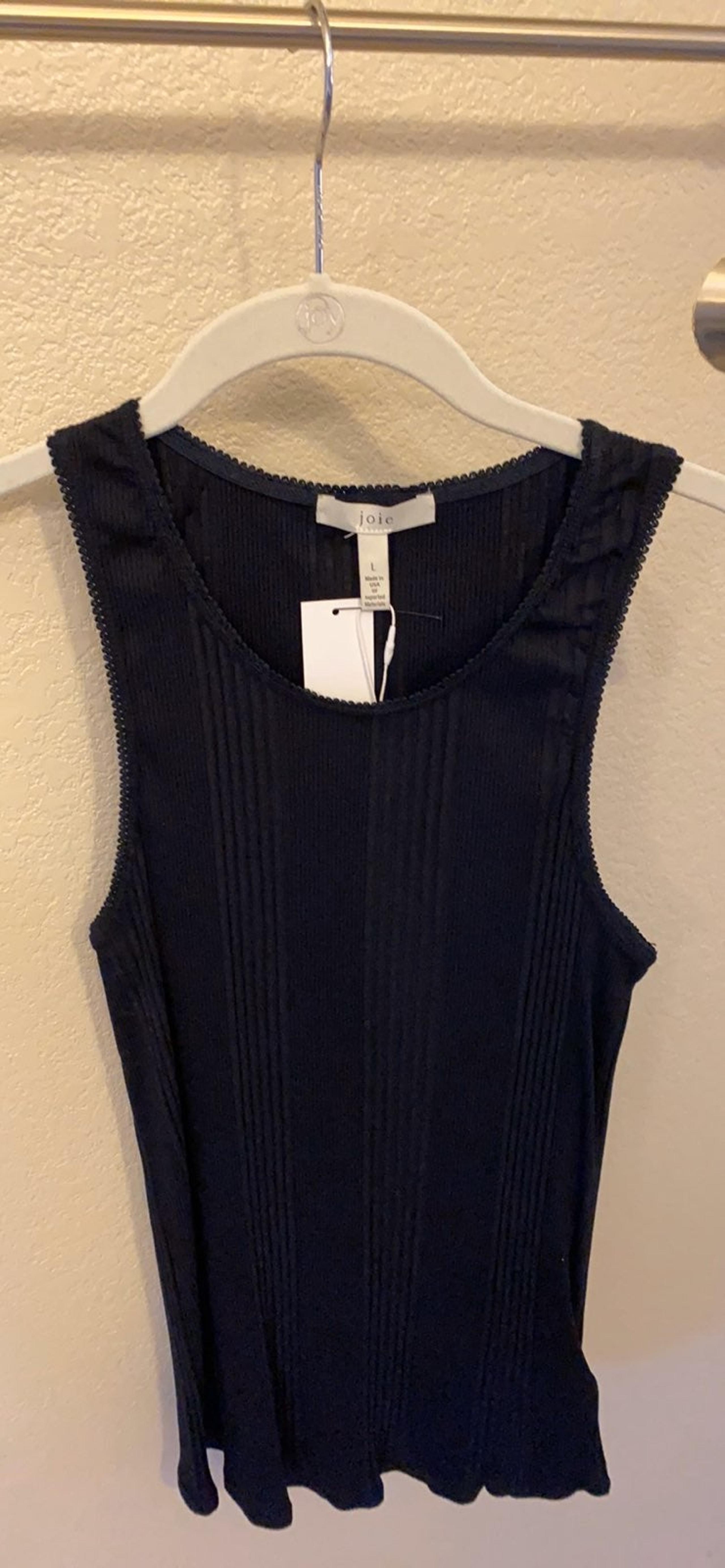 NWT Joie tank