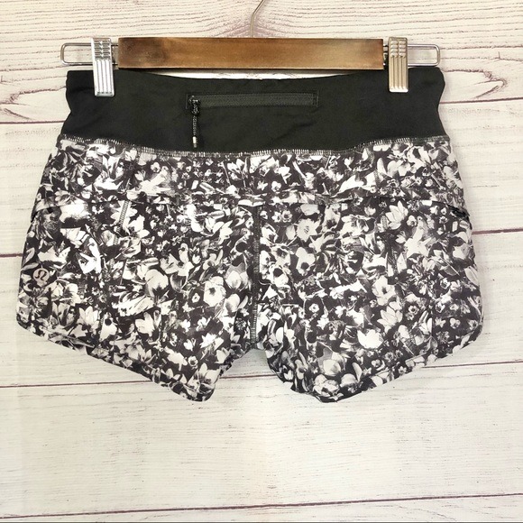 Lululemon Speed Short Black White 2.5 2